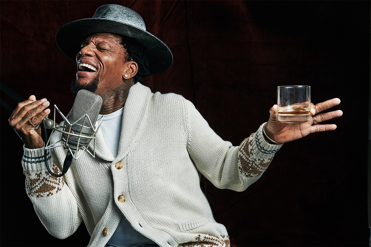 D.L. Hughley at Improv Comedy Club - Houston