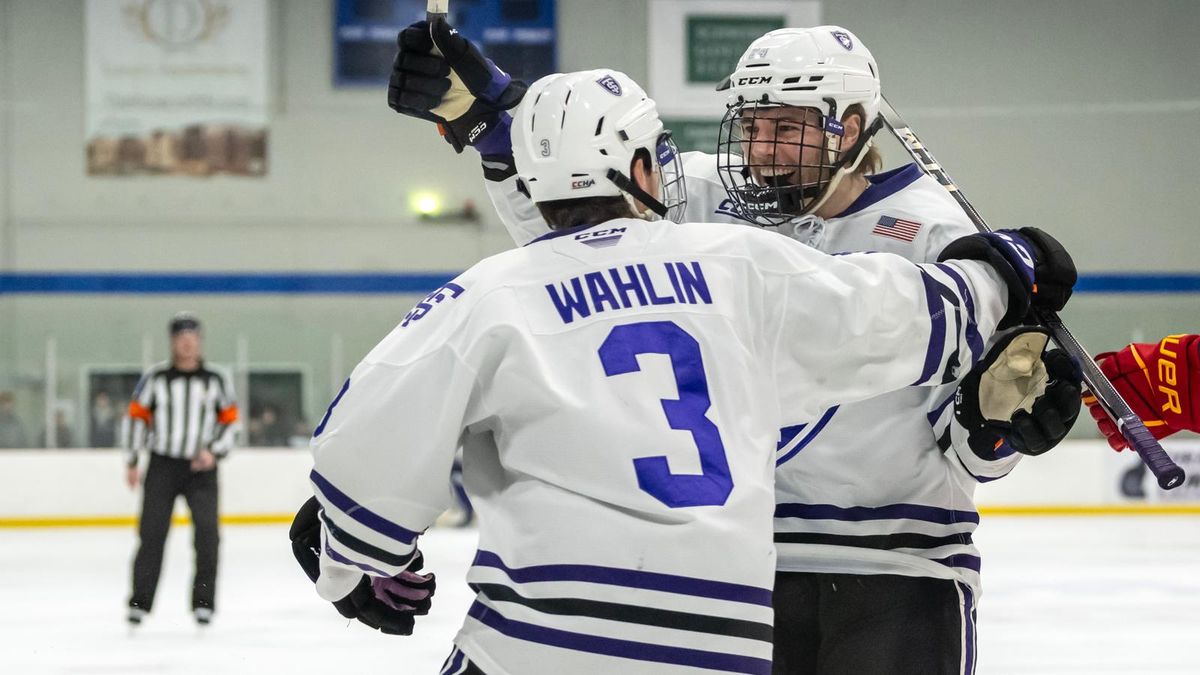 Parking St. Thomas Tommies at Michigan Tech Huskies Mens Hockey