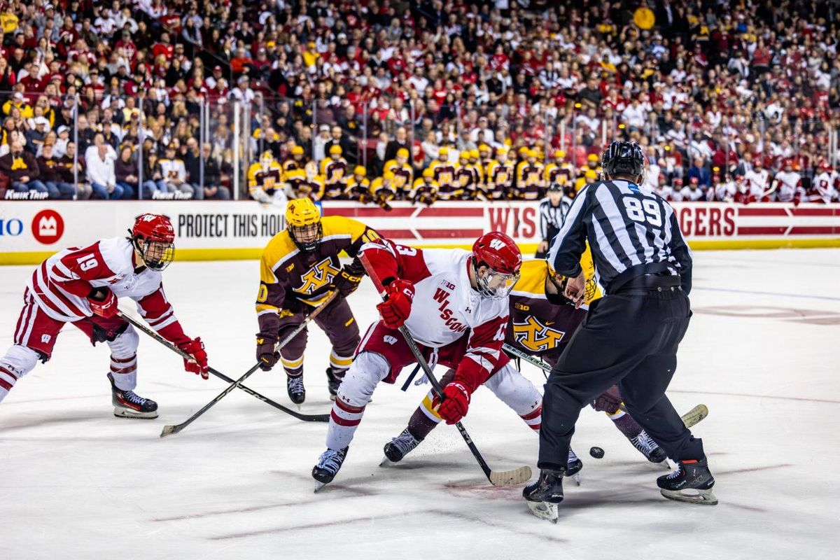 Wisconsin Badgers at Minnesota Golden Gophers Mens Hockey at 3M Arena at Mariucci