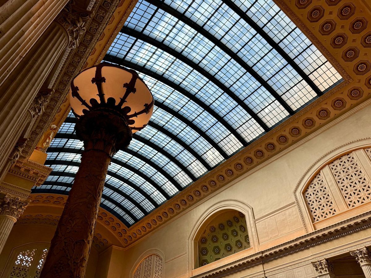 Hollywood on the Rails: Chicago's Union Station Guided Walking Tour