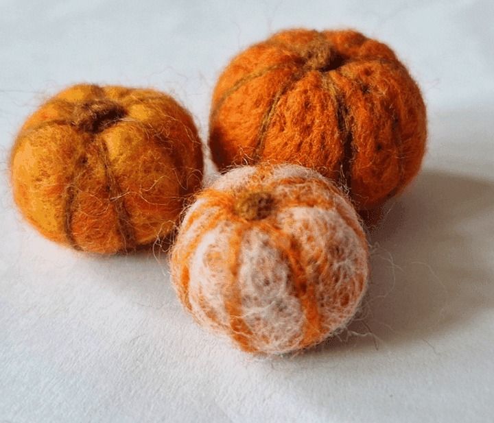 Needle Felting Workshop: make a pumpkin