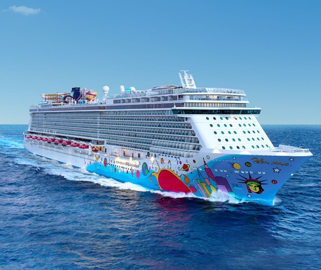 Norwegian Breakaway  7-Day Eastern Caribbean Cruise