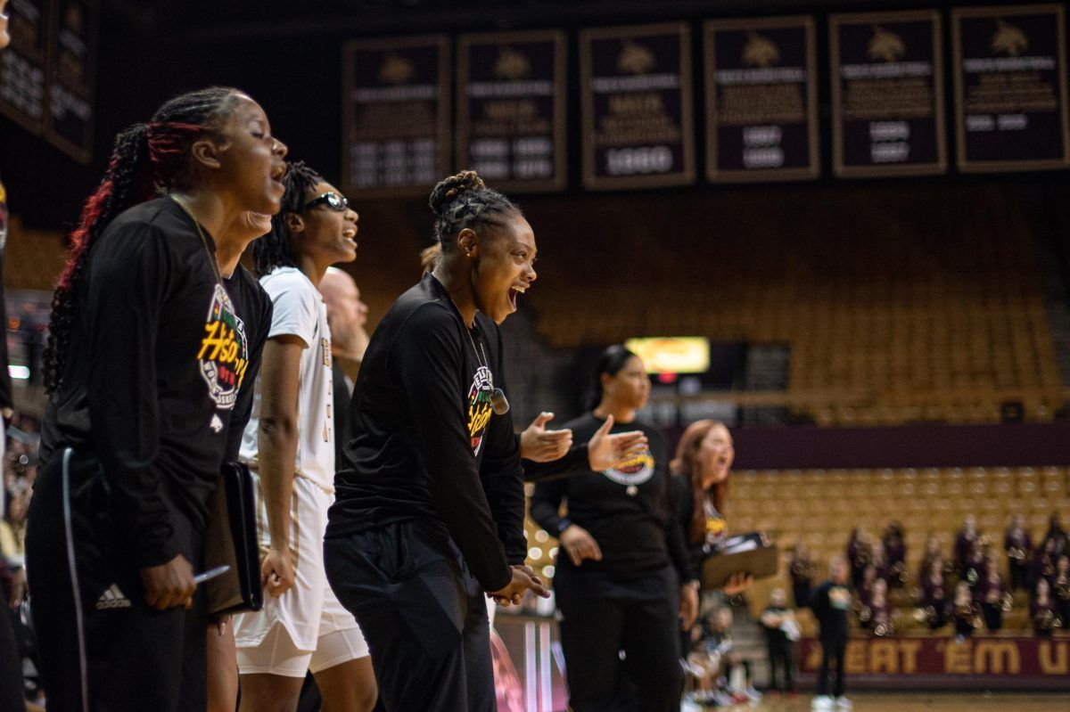 Parking Southern Miss Lady Golden Eagles at Texas State Bobcats Womens Basketball