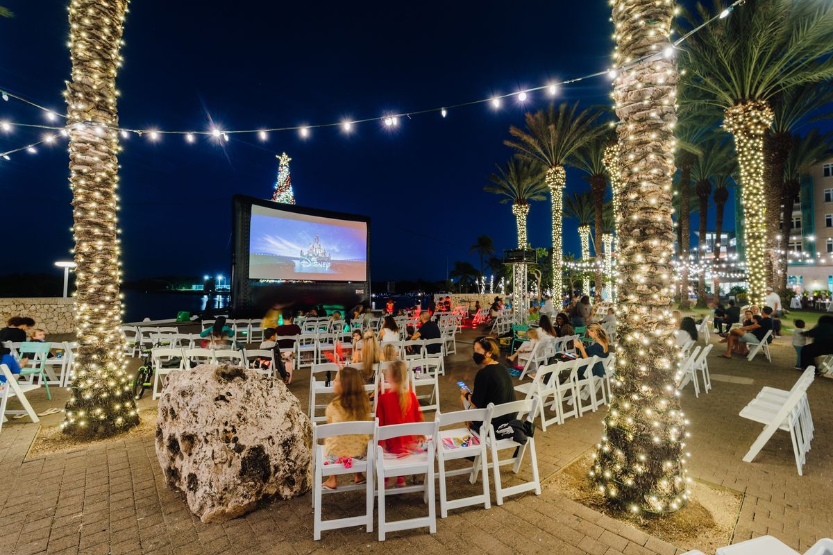 Camana Bay Christmas Moonlight & Movies