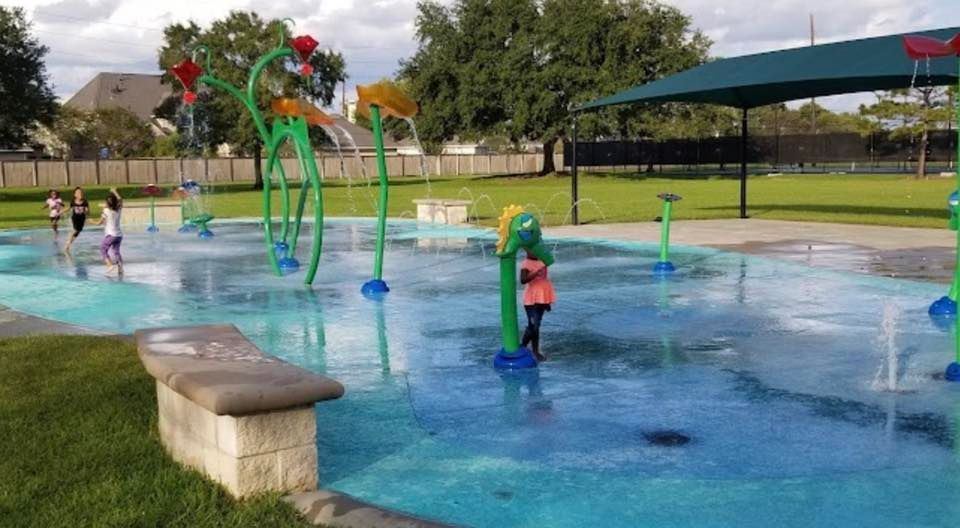 Silverlake Splash Pad, 2715 Southwyck Pkwy, Pearland, TX 77584, United