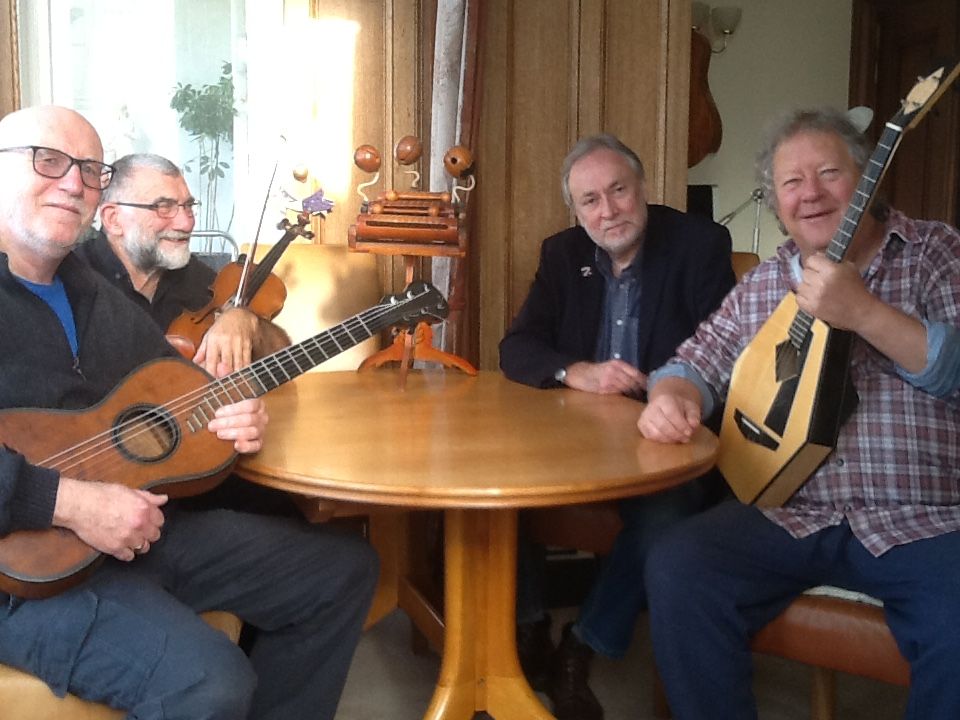 Crows song arrangement & accompaniment workshop, Lewes Saturday Folk Club