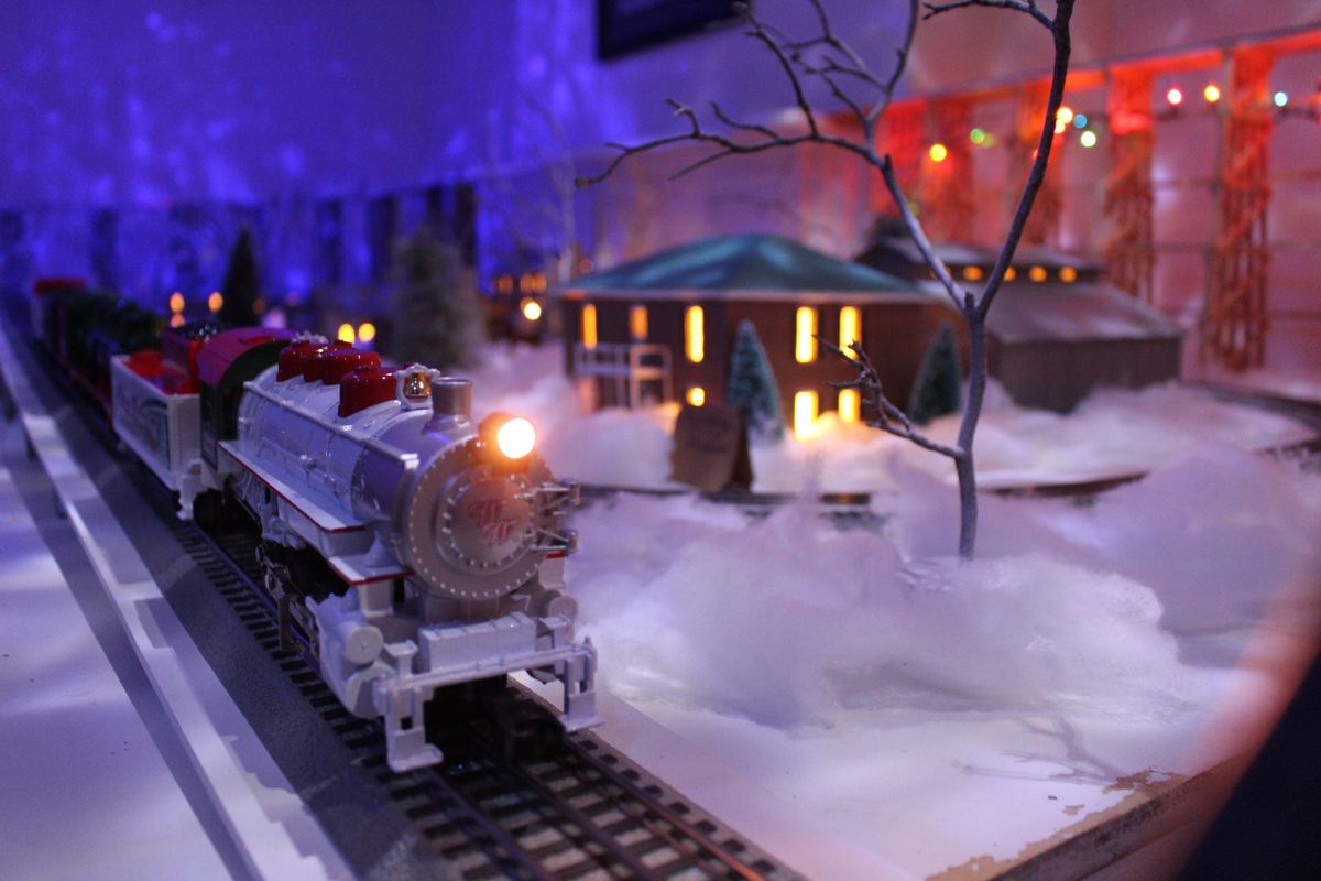 Holiday Train Display Opens