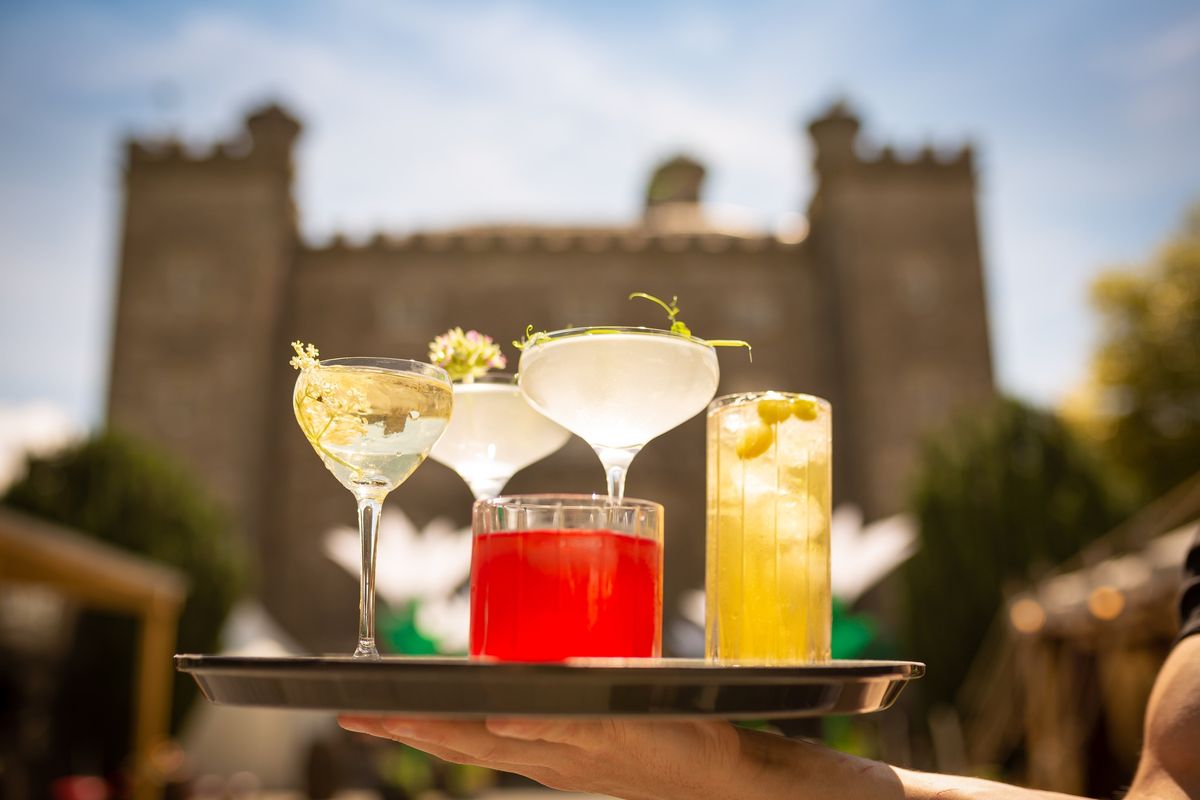 Courtyard BBQ & Music at Slane Castle