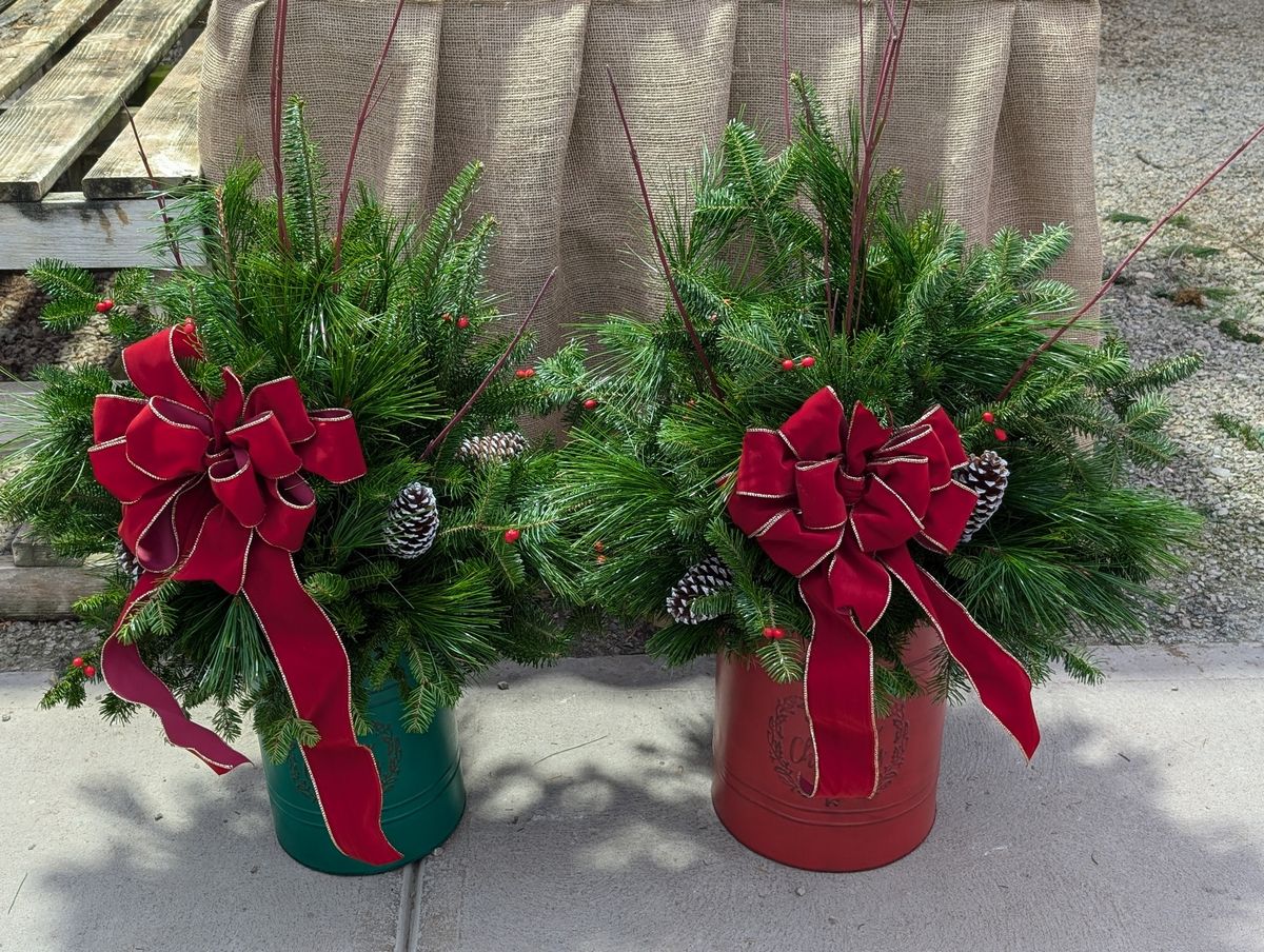 Fresh Greens Bring A Friend Metal Porch Pot 