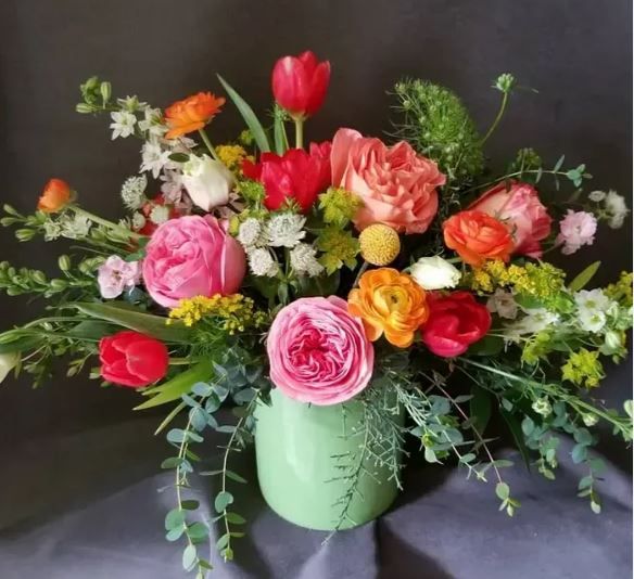 Galentine's Flower Workshop