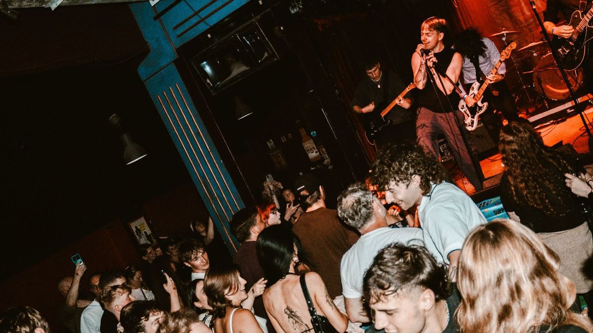 Oceans On Mars | Manchester, Gorilla