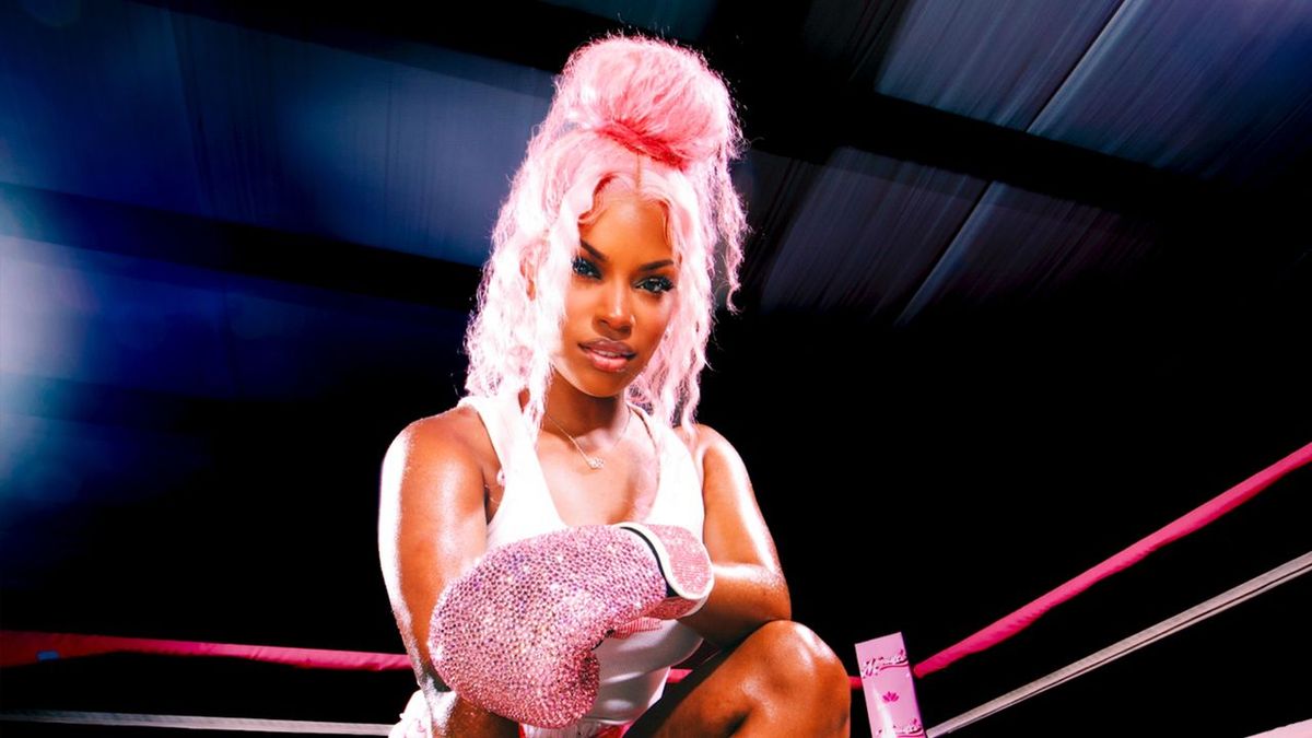 Monaleo at Vogue Theatre - IN