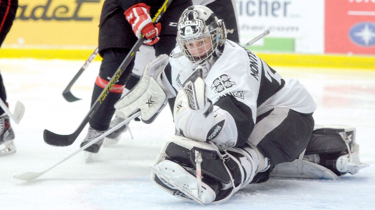 Blainville-Boisbriand Armada at Rouyn-Noranda Huskies