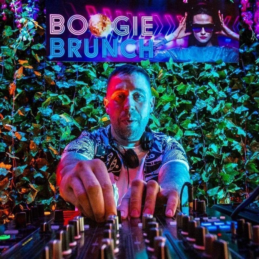 Boogie Brunch - August - 90s vs 00s