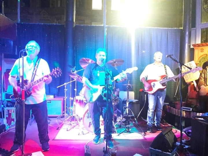 The P90s @ Burns Tavern, Galston, Burns Tavern, Irvine, 5 June 2022