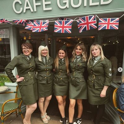 Caf\u00e9 Guild Supper Club