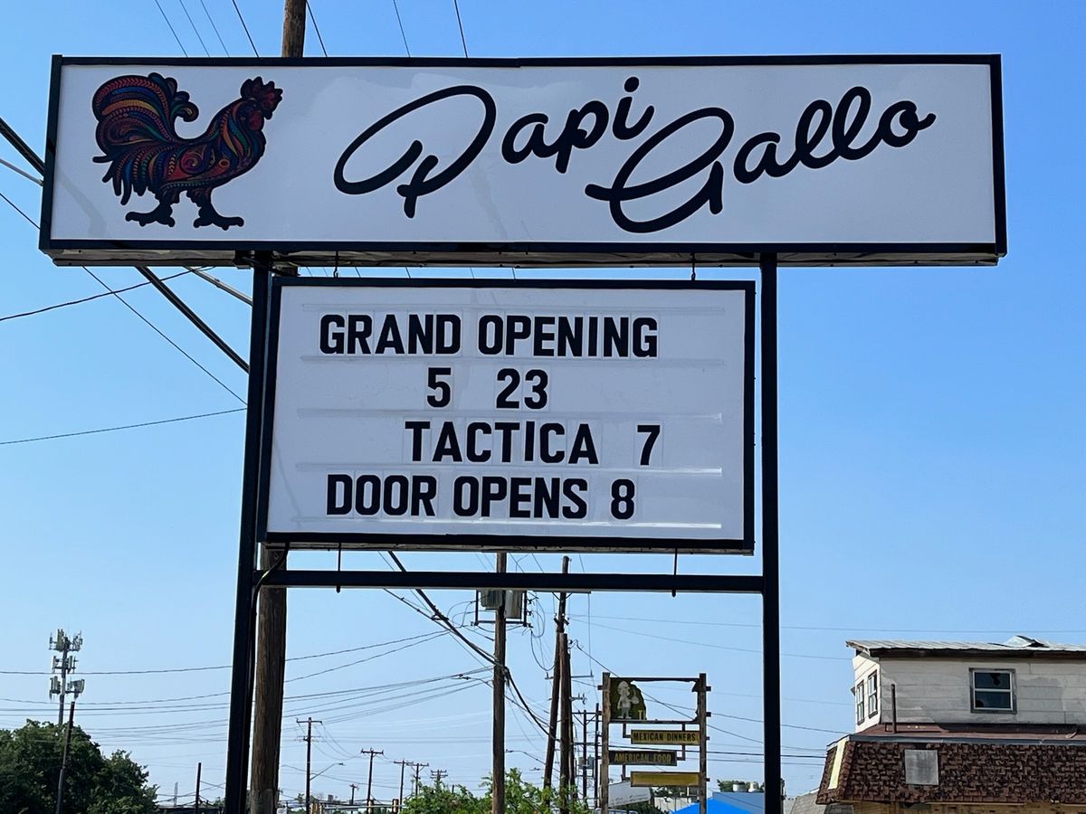 Papi Gallo Grand Opening