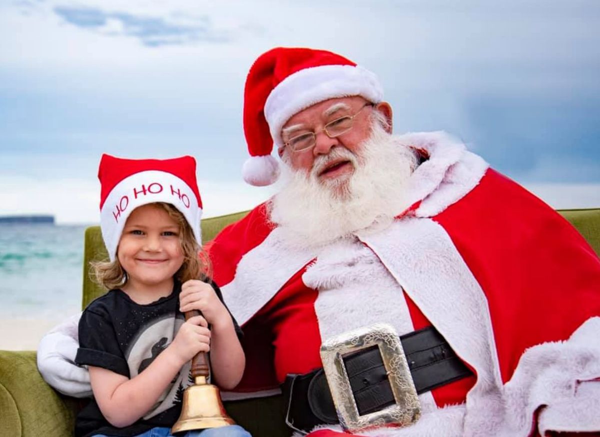 2024 Santa on the Beach Photos