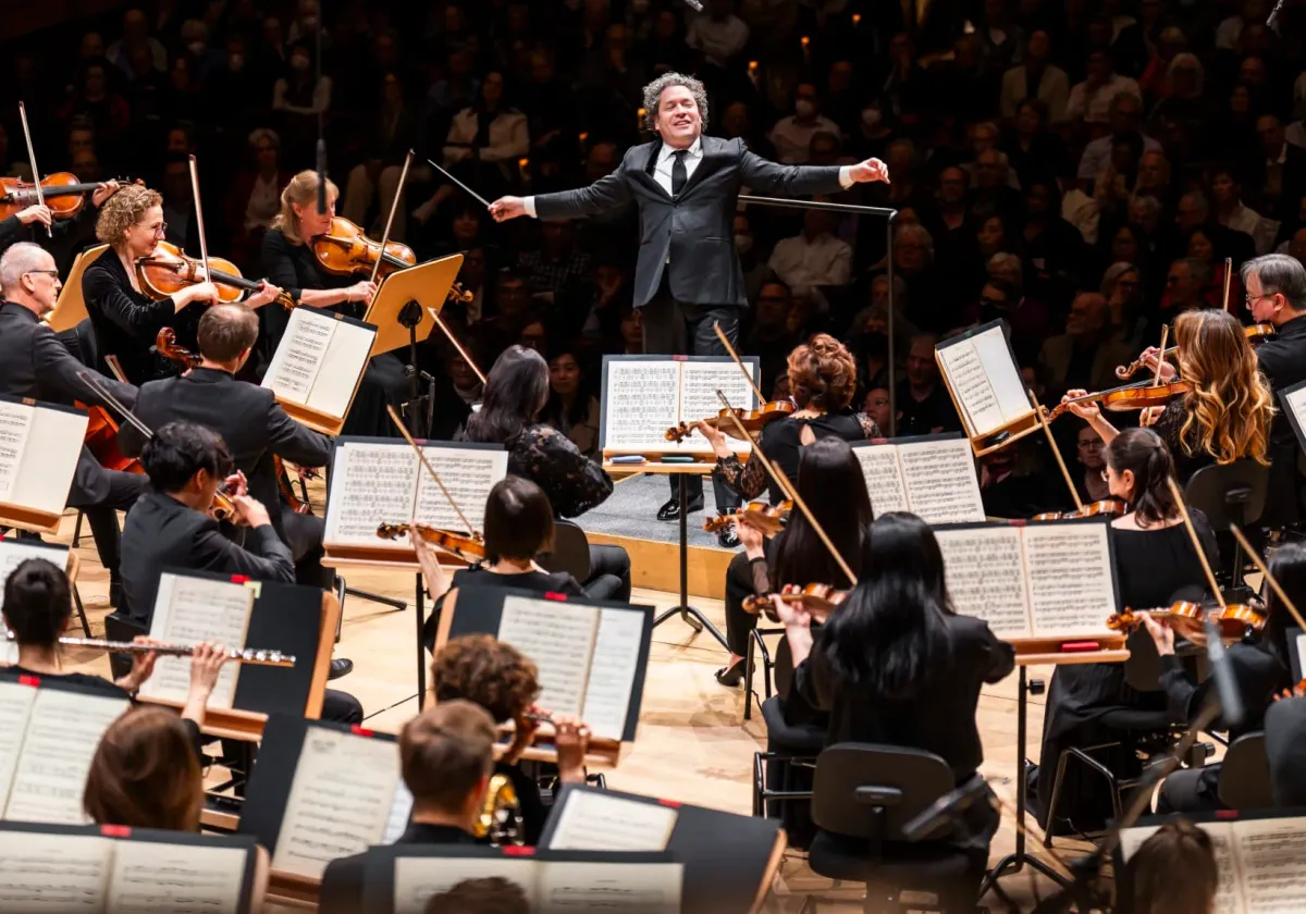 Dudamel and David Lang's The Wealth of Nations at David Geffen Hall