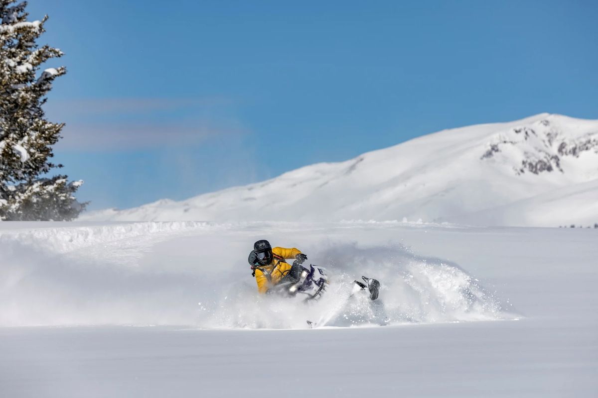 Snowmobile Tour - Tushar Mountains