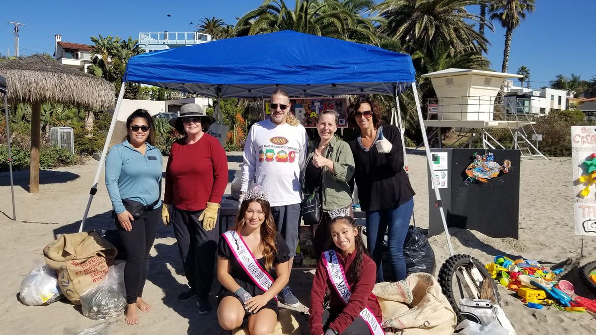 Beach Cleanup, Sorting & Beach Finds Treasure Picking, at Moonlight