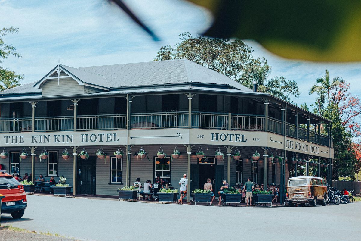 Historic Pub & Grub Tour 