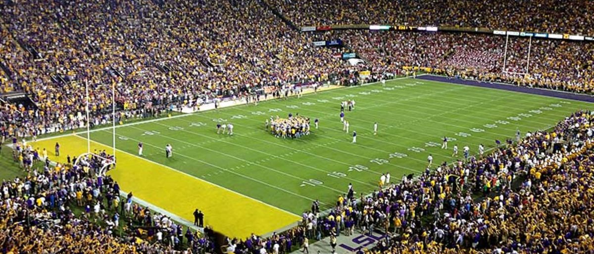 Parking LSU Tigers at Oklahoma Sooners Football