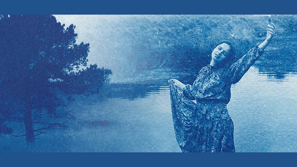 Gabrielle Aplin in London