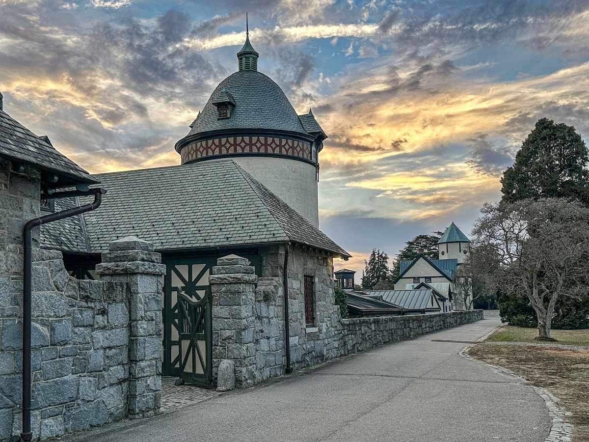 Estate Walking Tour