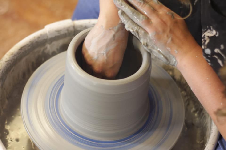 Christmas Tree Platter Guided Pottery Painting Event!