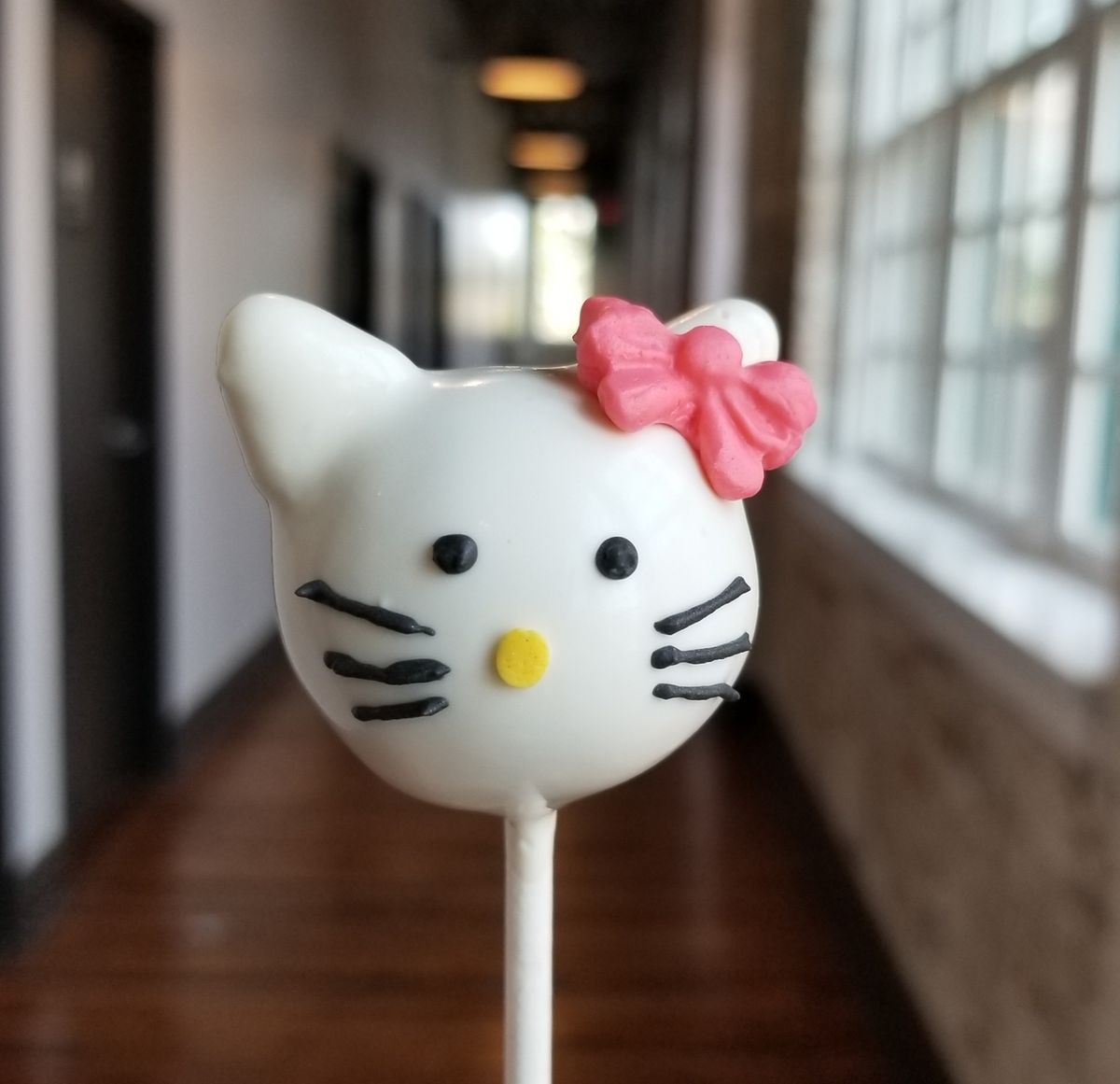 Hello Kitty Cake Pop Decorating Class