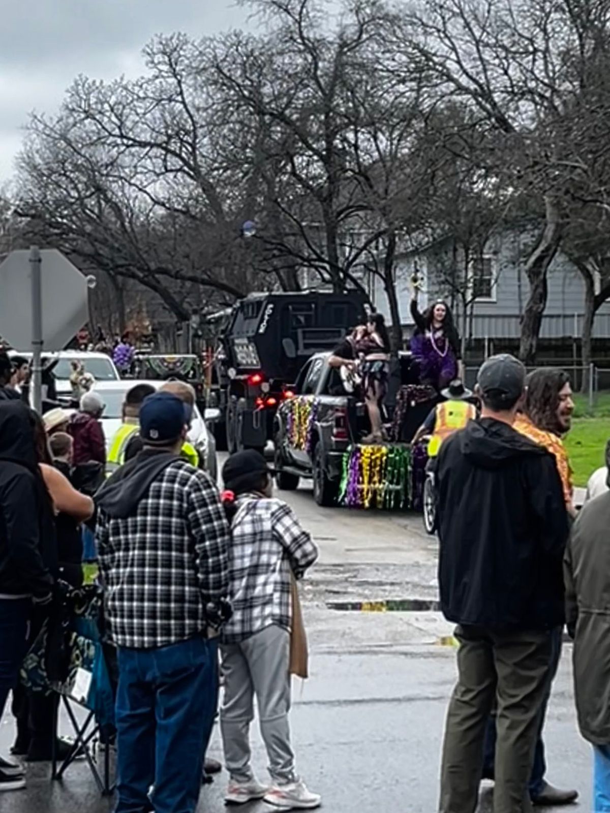 San Marcos Mardi Gras Parade \ud83c\udfb6