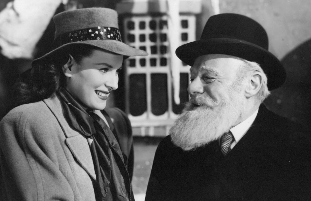 Miracle on 34th Street at Frank Banko Alehouse Cinemas