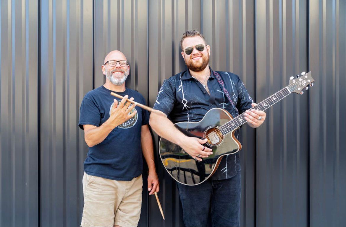 Taylor & Von Live at Lake Louie Brewing