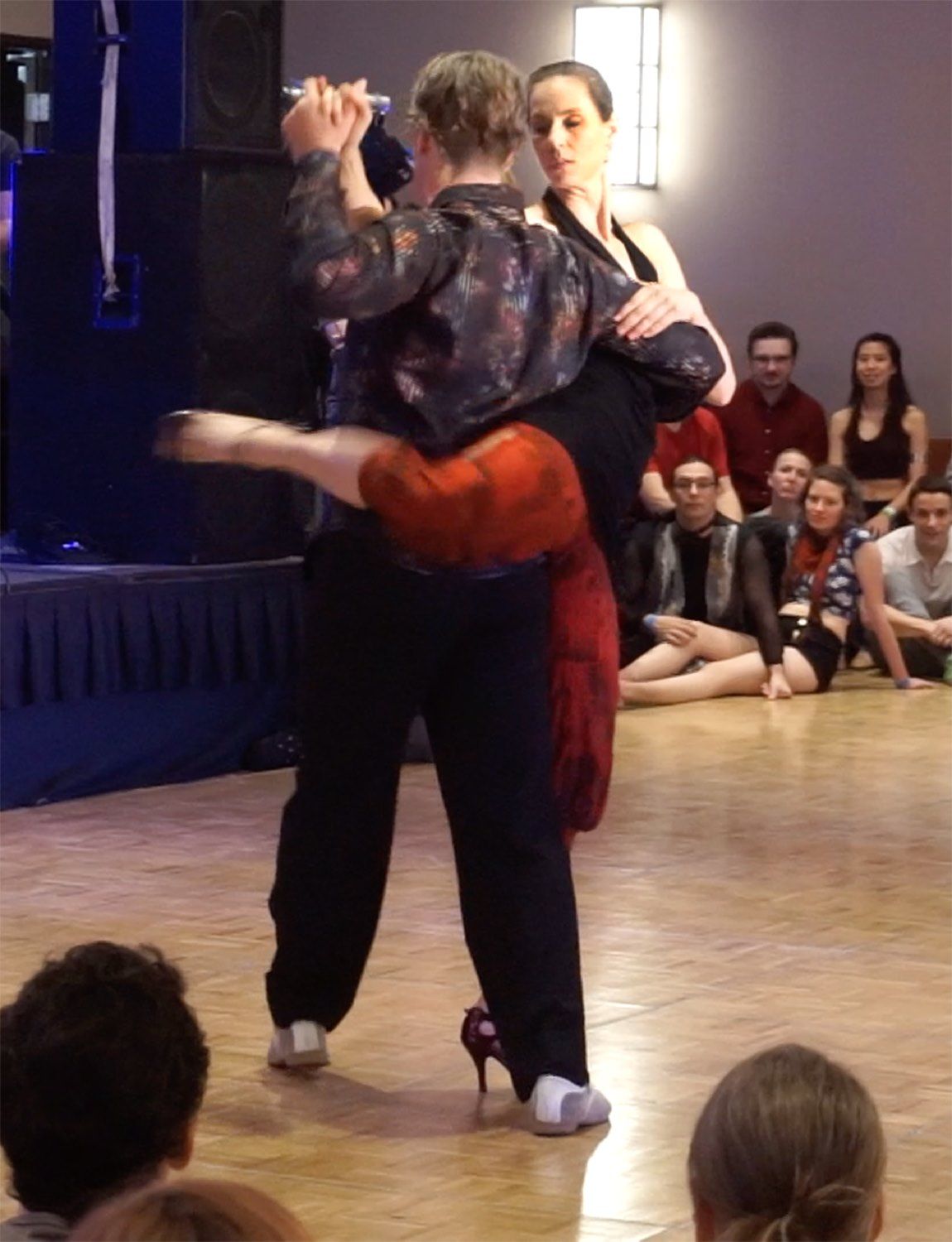 Tango Fusion w\/ Emily Webb: Free Leg Action