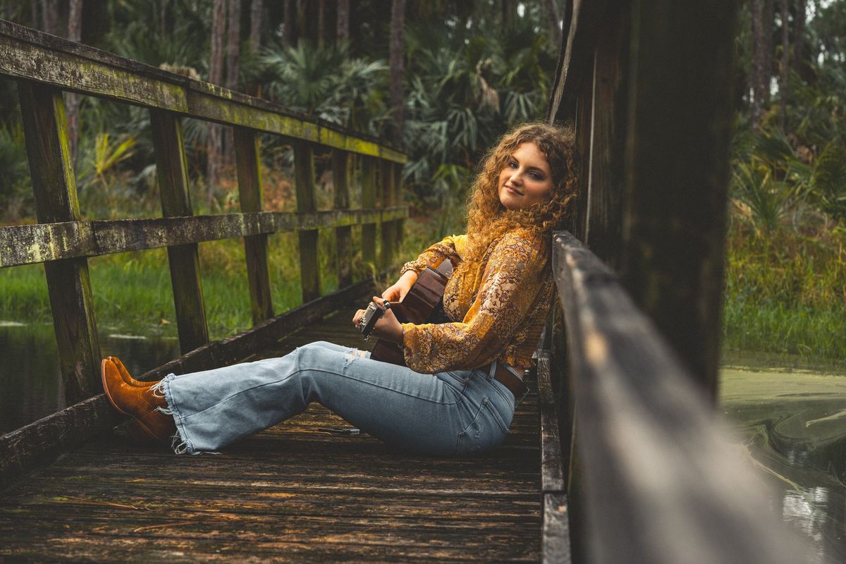 Elly Cooke at Hungry Run Distillery