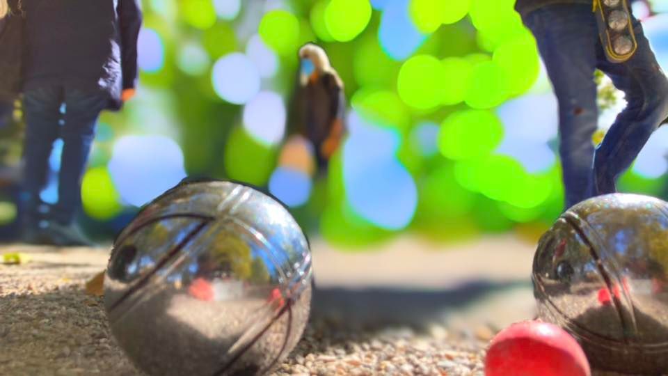 Petanque in the Parc