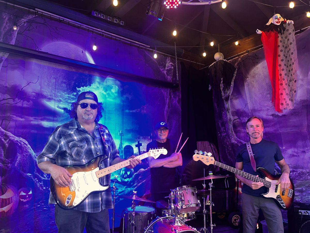 Les Allen\u2019s Rhythm Cartel Public House Temecula 