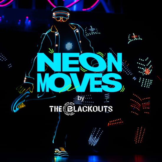 Neon Moves by THE BLACKOUTS: danza, luci e hit degli anni 2000