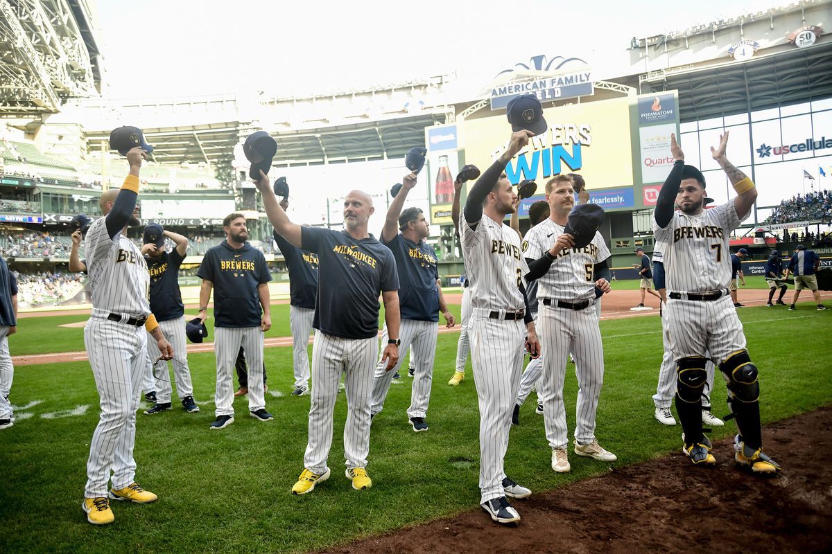 Spring Training - Milwaukee Brewers at Arizona Diamondbacks