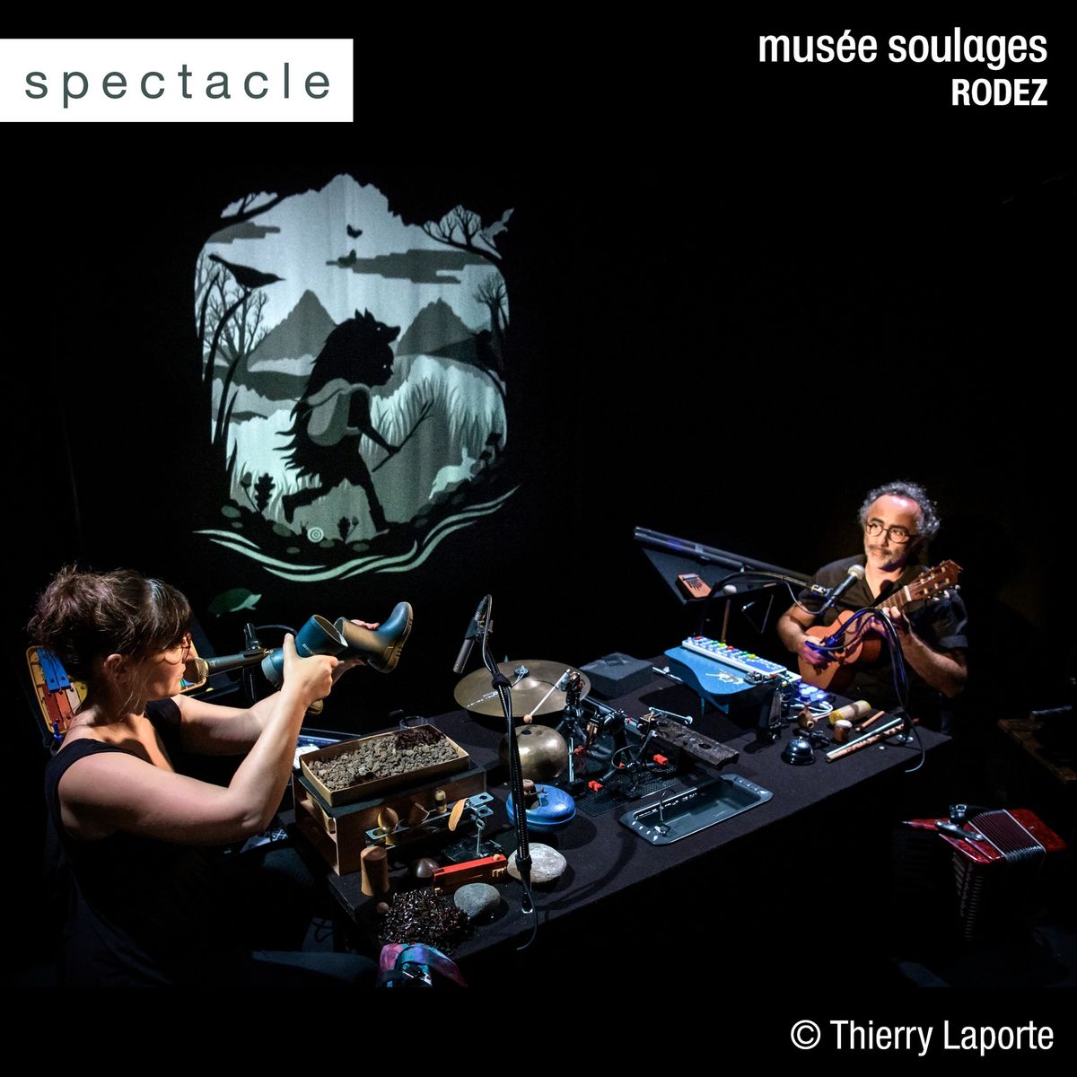 SPECTACLE DE NO\u00cbL : L'ours et la Louve - Compagnie Furiosa, conte musical illustr\u00e9 \/ 40 minutes