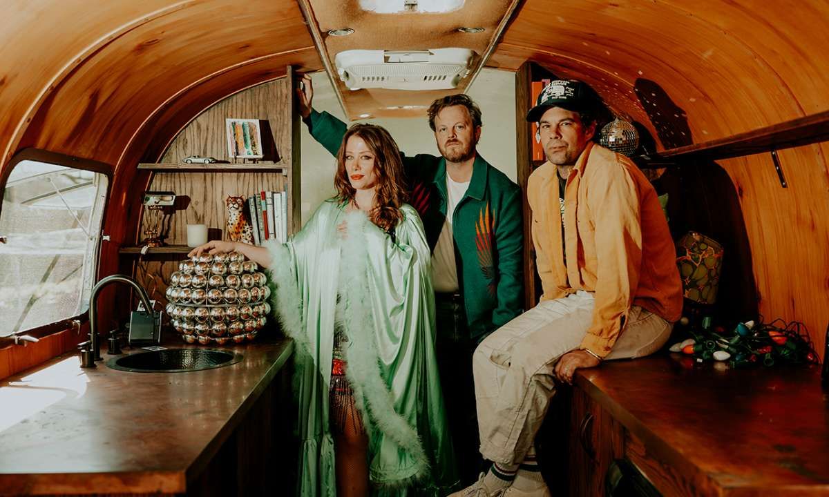 The Lone Bellow with Caroline Spence