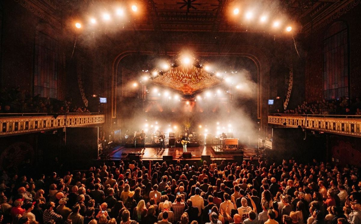 Parking Jason Isbell & the 400 Unit