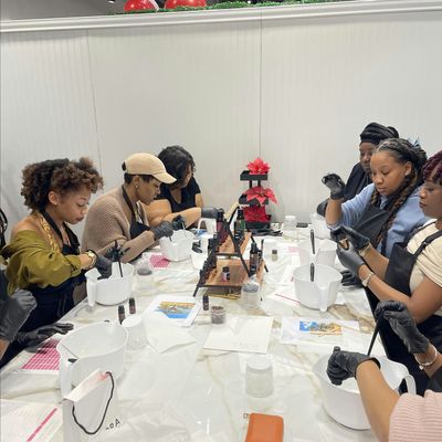 Elyse LaRoux Essentials