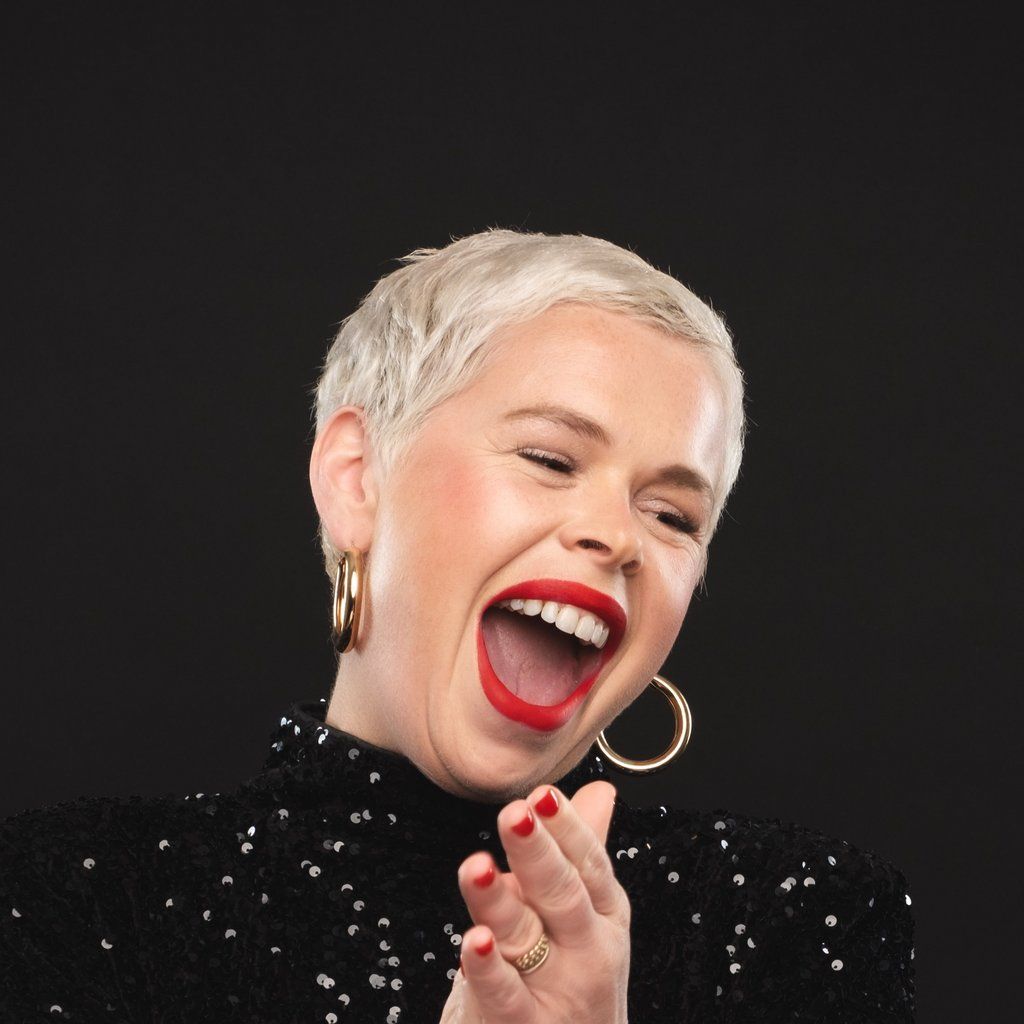 Just the Tonic Comedy Special with Laura Smyth - 7 O'Clock Show