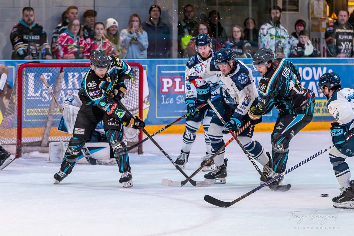 Ice Hockey - MK Lightning vs Bristol Pitbulls