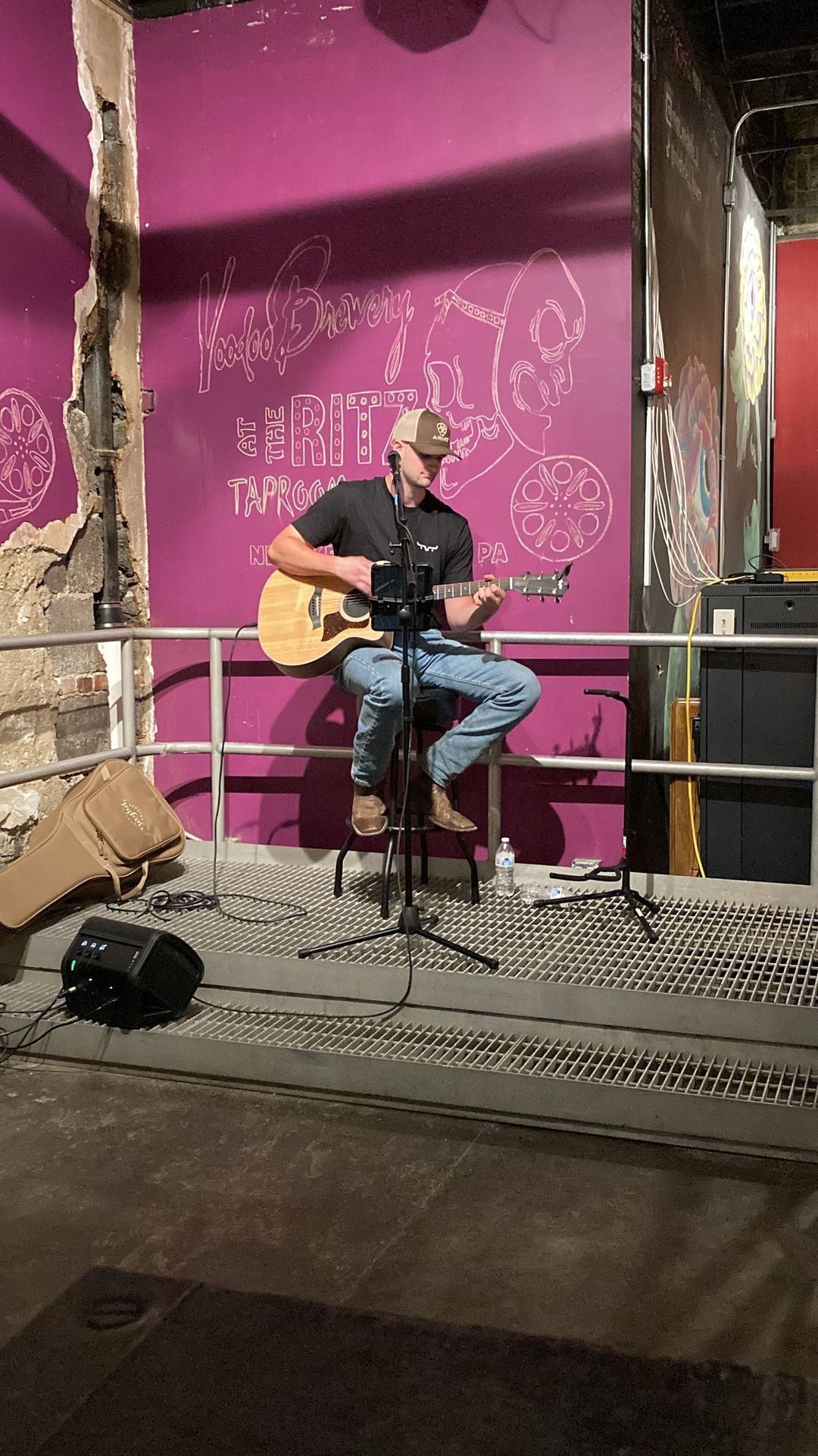 Live at Voodoo Brewery: Aaron Bradley