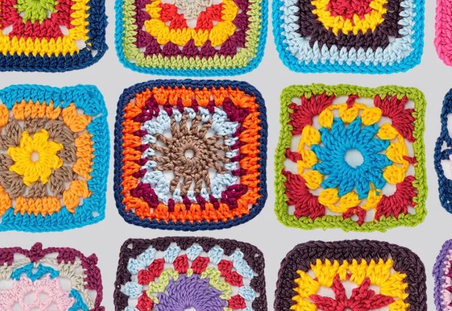 Crochet granny squares \u00a330pp