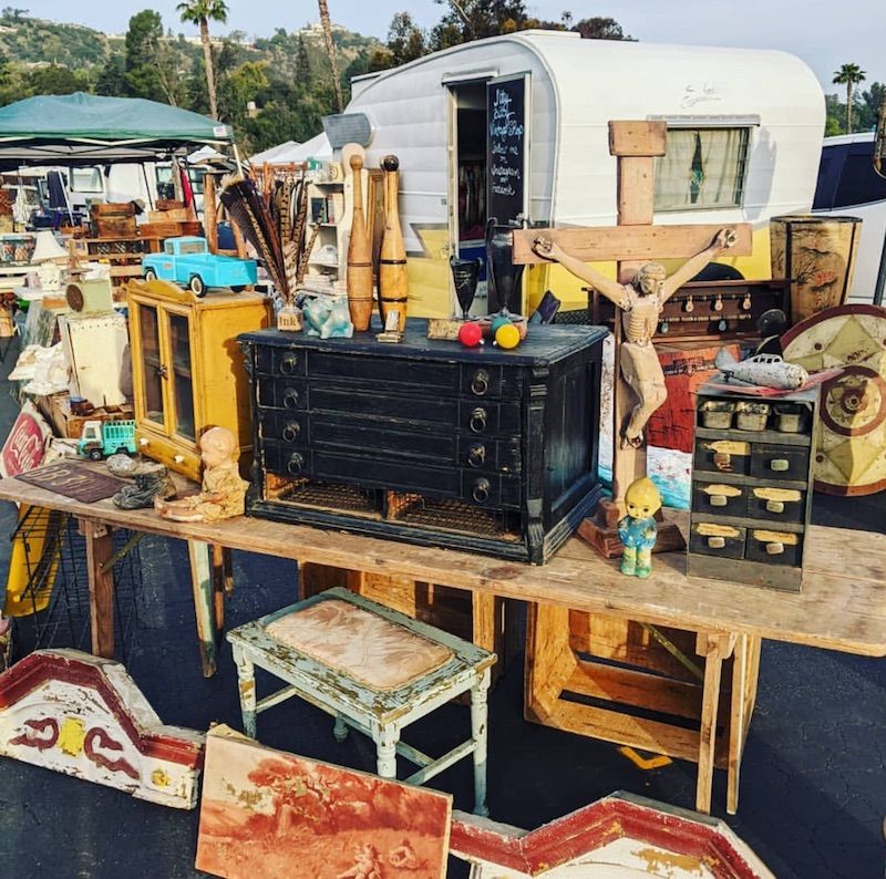 FLEUR DE FLEA "OUTDOOR" VINTAGE MARKET DOWN BY THE RIVER MEMORIAL DAY WEEKEND SATURDAY      MAY 24th