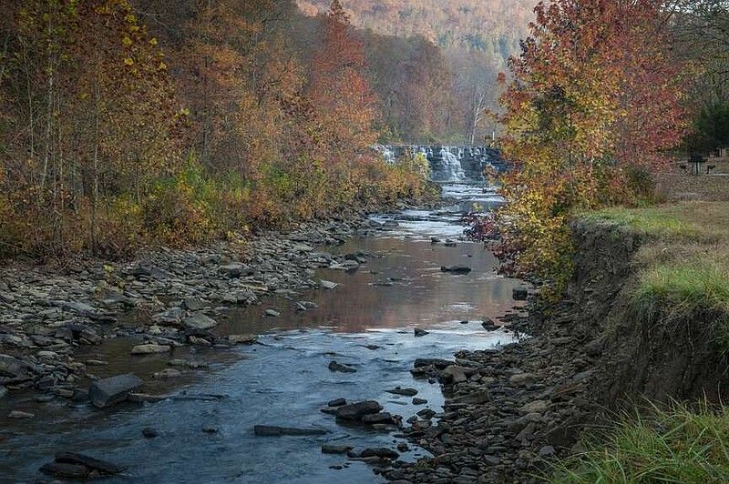 SOLD OUT- Winter Hike at Devil's Den State Park